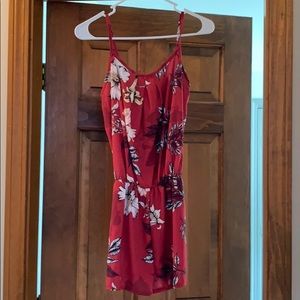 Floral Romper w/ Pockets